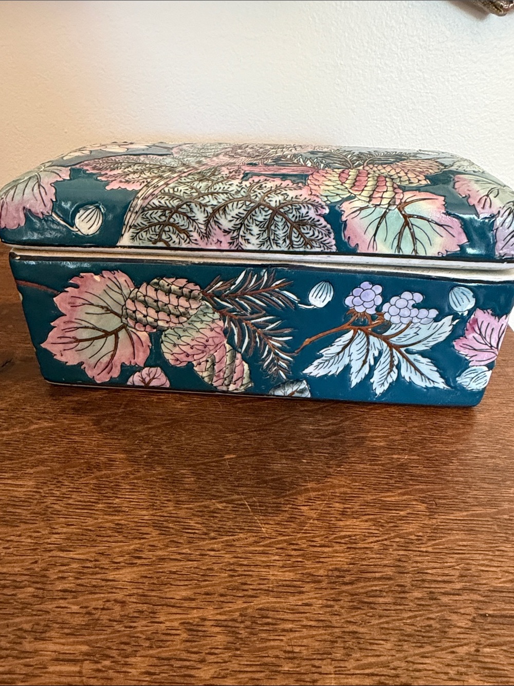 Vintage Chinese Export Hand Painted Rectangular Porcelain Crest Box with Lid